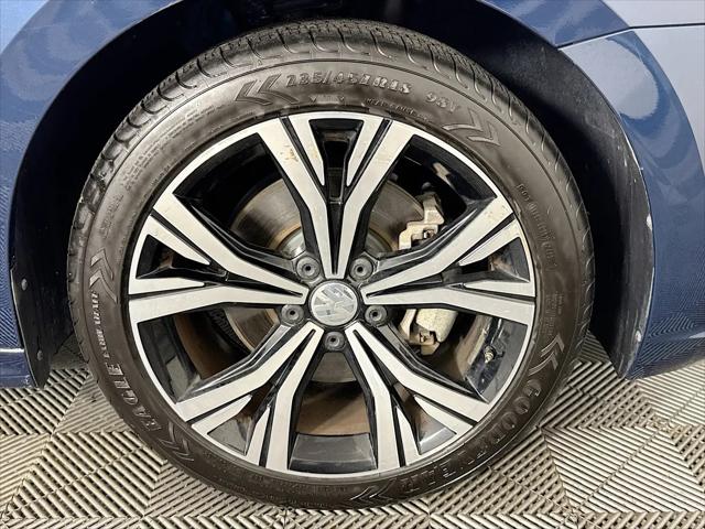 2022 Volkswagen Passat 2.0T SE