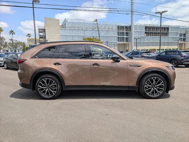 2025 Mazda CX-70 Premium Plus Package