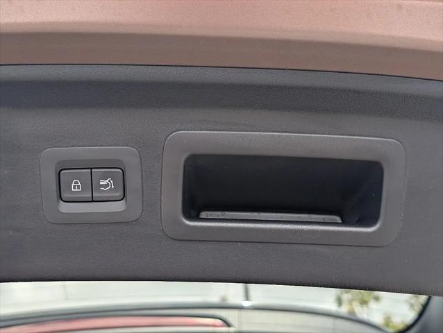2025 Mazda CX-70 Premium Plus Package