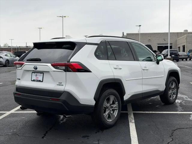 2024 Toyota RAV4 Hybrid LE