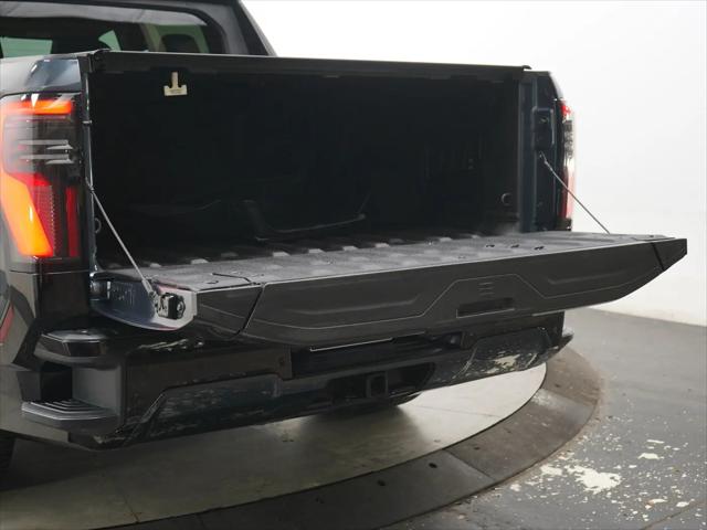 2025 GMC Sierra Max Range Denali