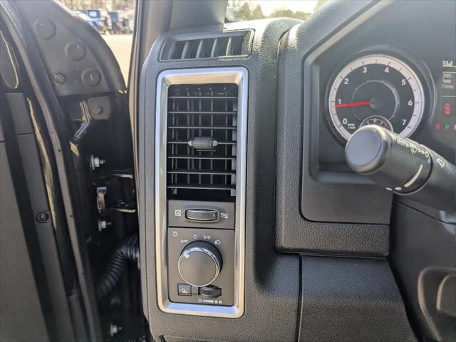 2023 Ram 1500 Classic Warlock Quad Cab 4x4 6'4" Box