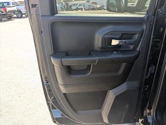 2023 Ram 1500 Classic Warlock Quad Cab 4x4 6'4" Box