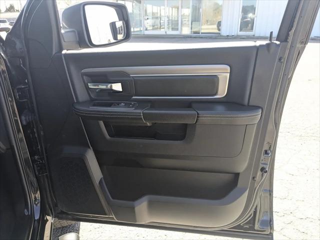2023 Ram 1500 Classic Warlock Quad Cab 4x4 6'4" Box