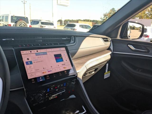 2025 Jeep Grand Cherokee L Limited 4x4