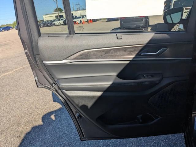 2025 Jeep Grand Cherokee L Limited 4x4