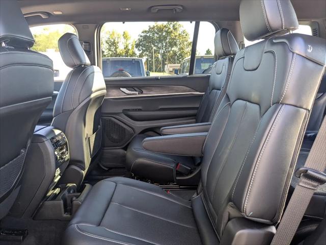 2025 Jeep Grand Cherokee L Limited 4x4