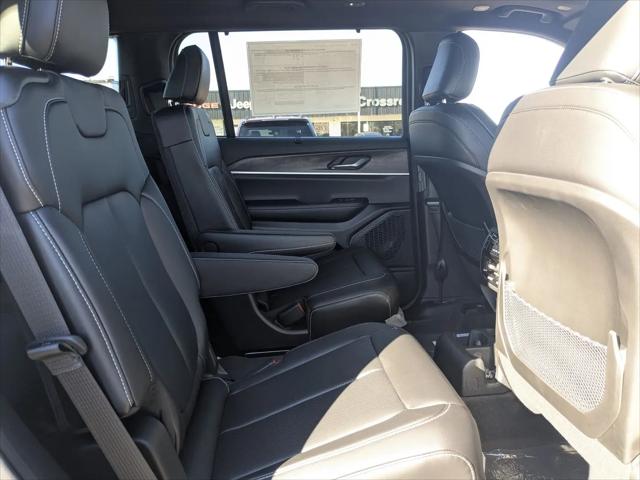 2025 Jeep Grand Cherokee L Limited 4x4