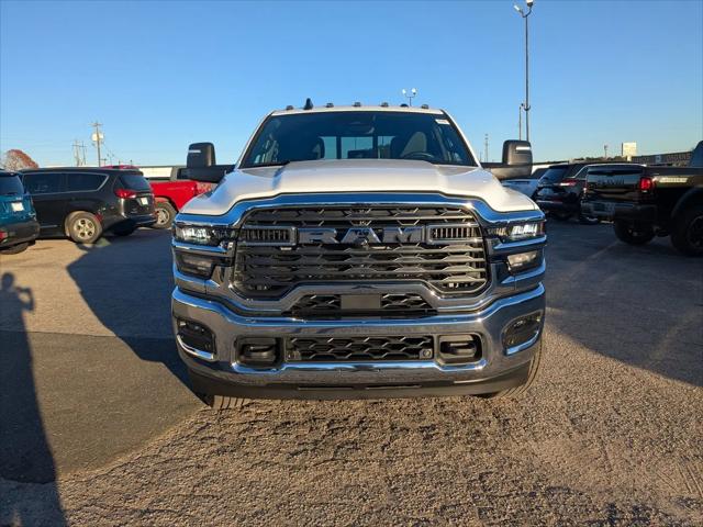 2026 Ram 2500 Tradesman Crew Cab 4x4 64 Box