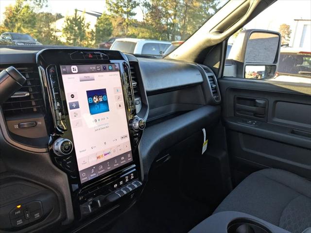 2026 Ram 2500 Tradesman Crew Cab 4x4 64 Box