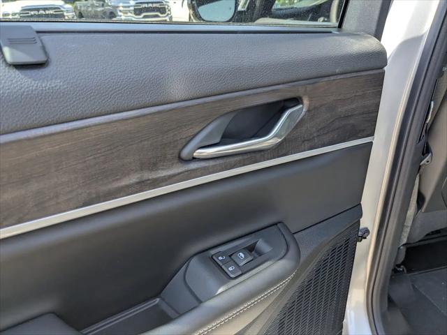 2025 Jeep Grand Cherokee L Limited 4x4
