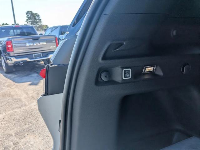 2025 Jeep Grand Cherokee L Limited 4x4