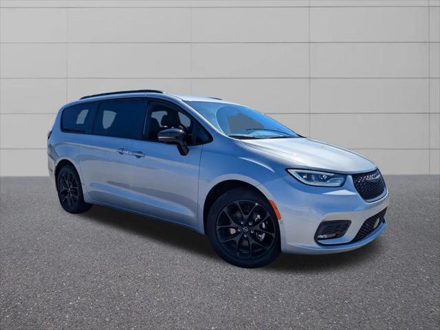 2026 Chrysler Pacifica Select for sale in Henderson, NC