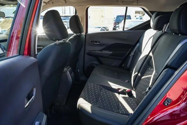 2024 Nissan Kicks SV Xtronic CVT