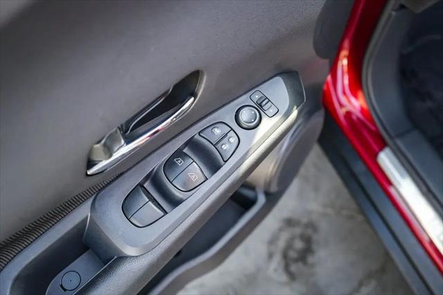2024 Nissan Kicks SV Xtronic CVT