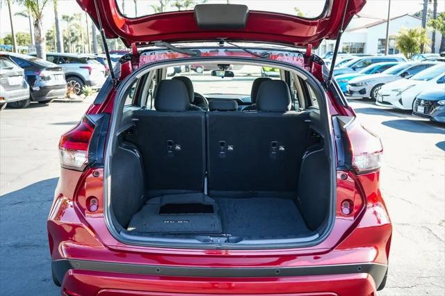 2024 Nissan Kicks SV Xtronic CVT
