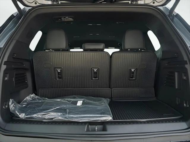 2026 GMC Acadia Elevation AWD