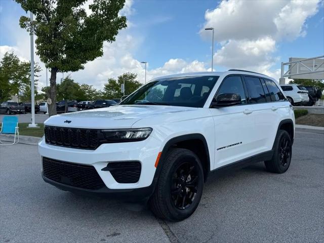 2025 Jeep Grand Cherokee Altitude 4x4