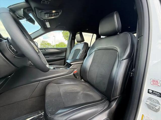 2025 Jeep Grand Cherokee Altitude 4x4