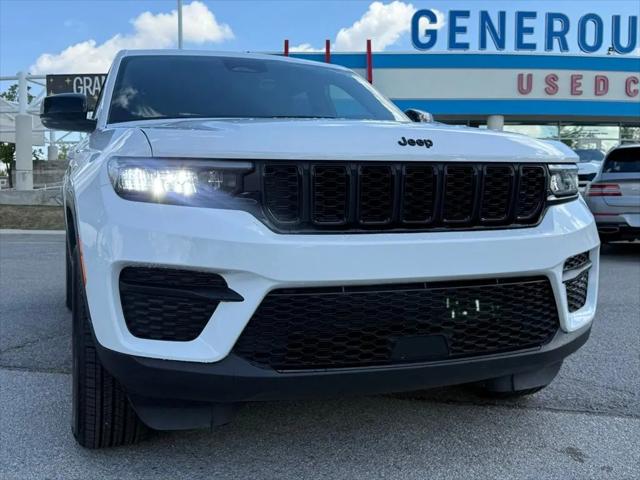 2025 Jeep Grand Cherokee Altitude 4x4