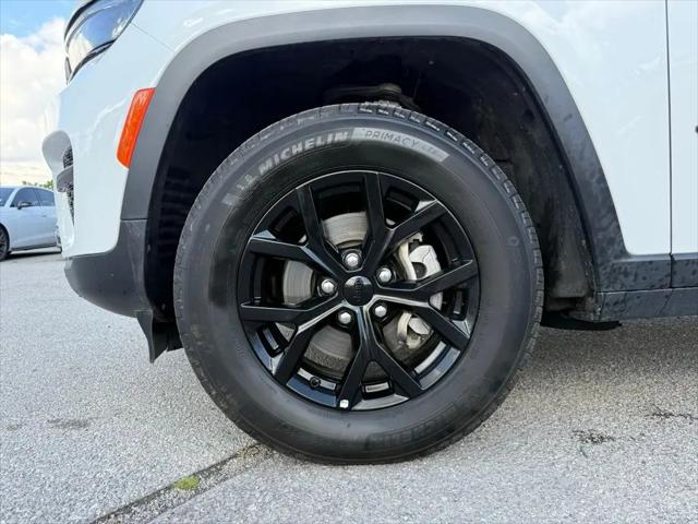 2025 Jeep Grand Cherokee Altitude 4x4
