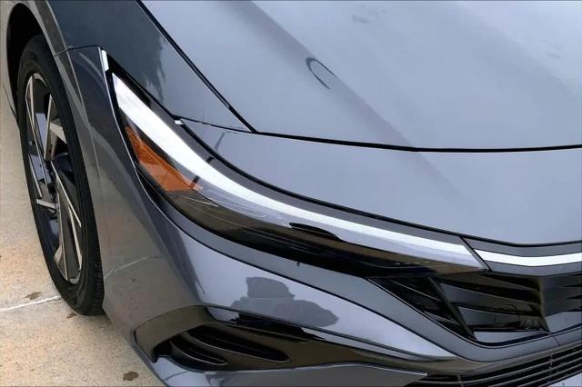 2026 Hyundai Elantra Hybrid Limited