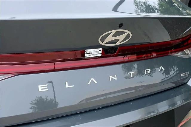 2026 Hyundai Elantra Hybrid Limited
