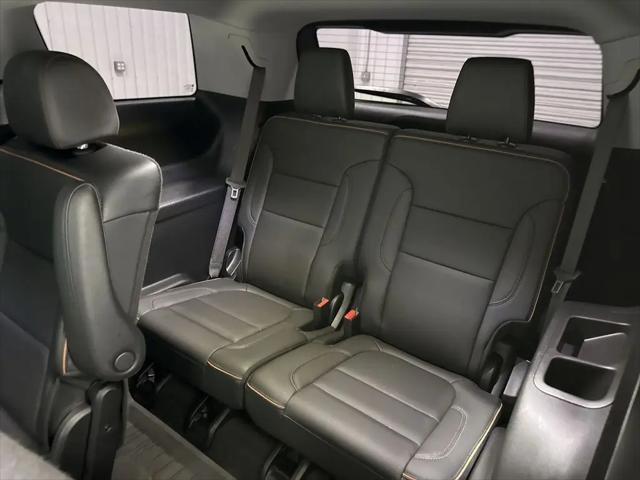 2023 GMC Acadia AWD AT4