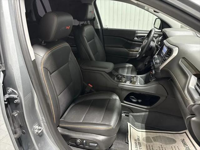 2023 GMC Acadia AWD AT4