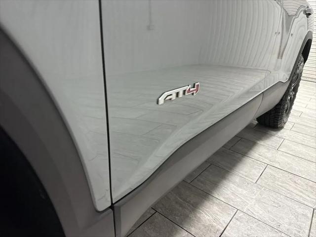 2023 GMC Acadia AWD AT4