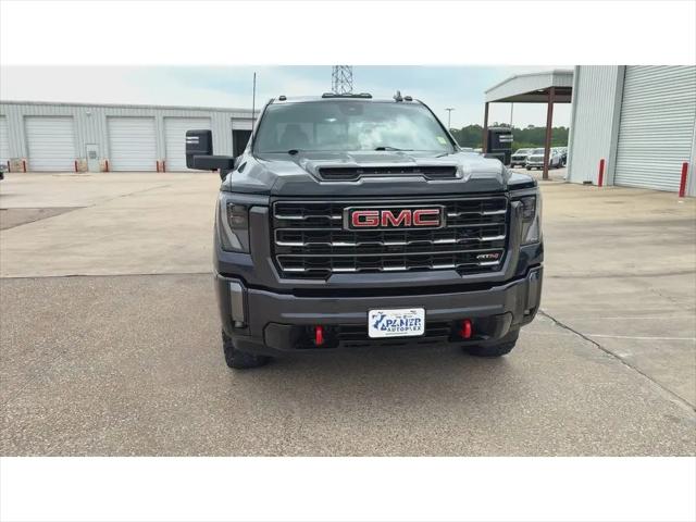 2024 GMC Sierra 2500HD 4WD Crew Cab Standard Bed AT4
