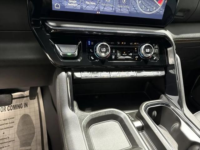 2024 GMC Sierra 2500HD 4WD Crew Cab Standard Bed AT4