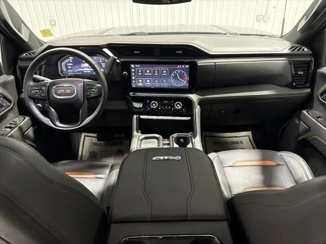 2024 GMC Sierra 2500HD 4WD Crew Cab Standard Bed AT4