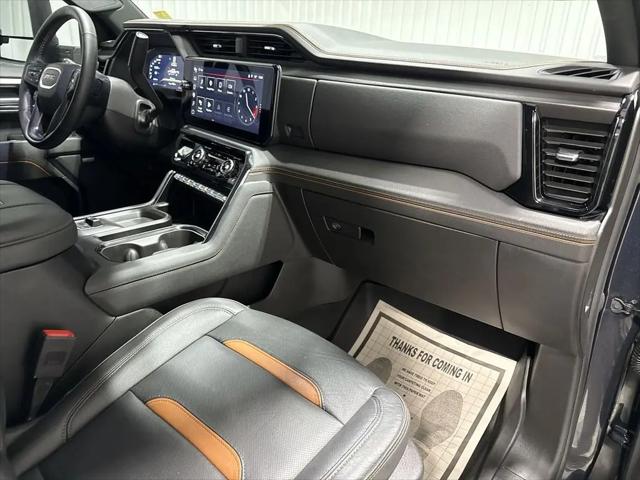 2024 GMC Sierra 2500HD 4WD Crew Cab Standard Bed AT4