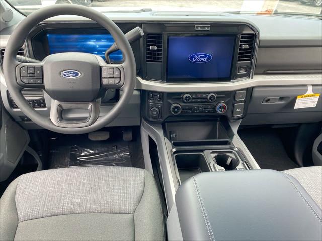 2026 Ford F-350 XLT
