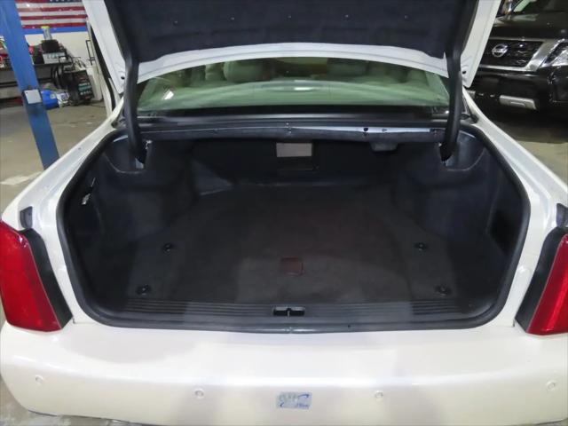 2003 Cadillac DeVille Standard