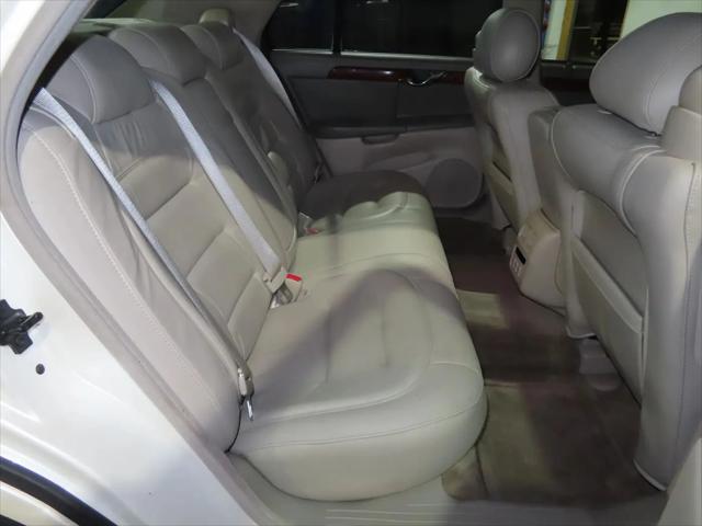 2003 Cadillac DeVille Standard