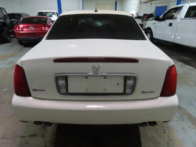 2005 Cadillac DeVille Standard