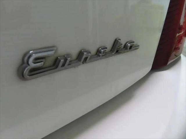 2005 Cadillac DeVille Standard