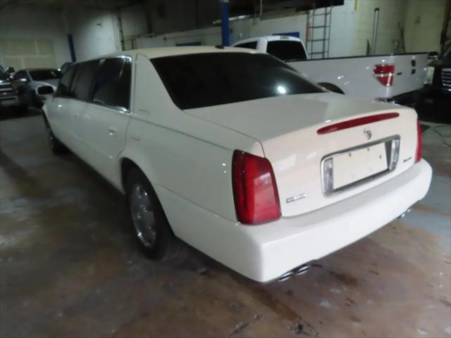 2005 Cadillac DeVille Standard