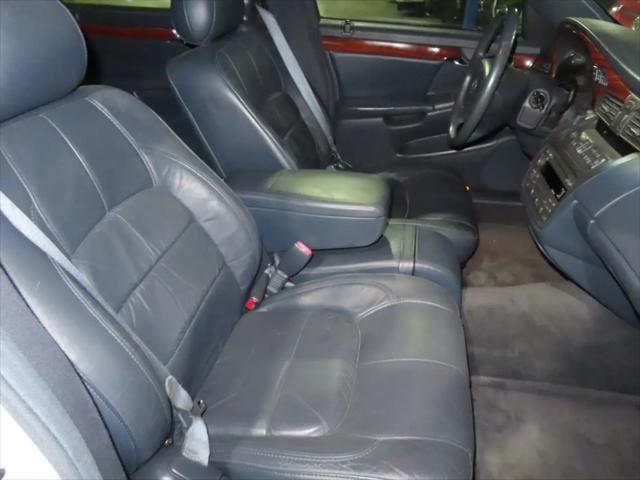 2005 Cadillac DeVille Standard