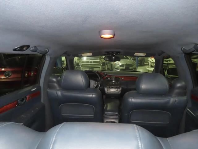 2005 Cadillac DeVille Standard