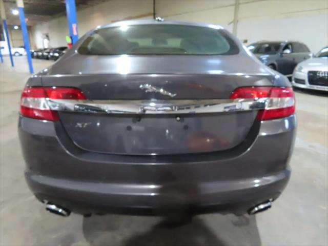 2009 Jaguar XF Premium Luxury