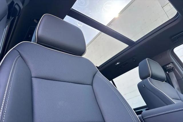 2026 Chevrolet Suburban Premier, 4WD