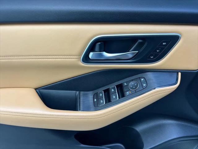 2023 Nissan Rogue Platinum FWD
