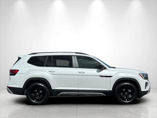 2026 Volkswagen Atlas Peak Edition