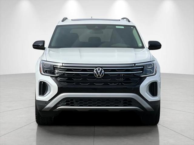 2026 Volkswagen Atlas Peak Edition