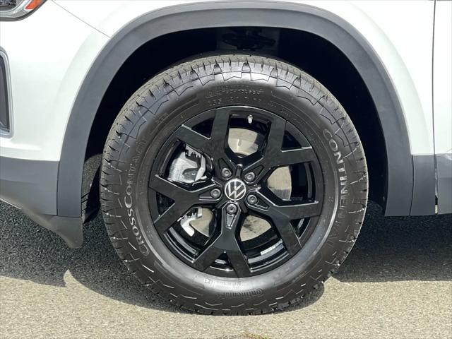 2026 Volkswagen Atlas Peak Edition