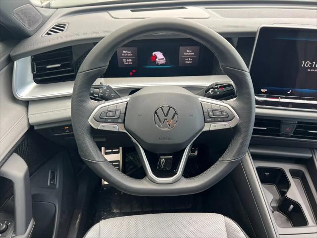 2026 Volkswagen Tiguan SE R-Line Black