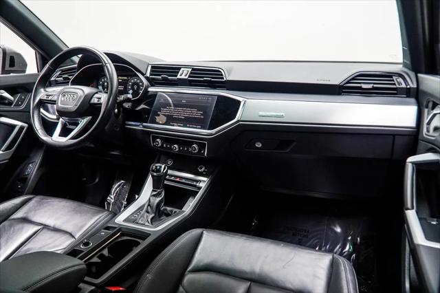 2023 Audi Q3 Premium 45 TFSI S line quattro Tiptronic